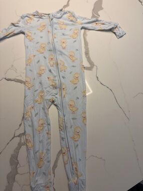 Posh Peanut Bamboo Convertible Footie Pajamas – Duck Print – 18–24 Months